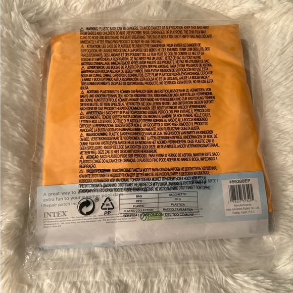 Intex Pool Cruiser Float - Picture 3 of 3